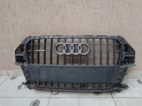 Grade Frontal Audi Q3 2015 Original 