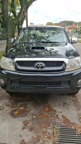 Toyota Hilux 3.0 Cd Srv Tdi 171cv 4x2