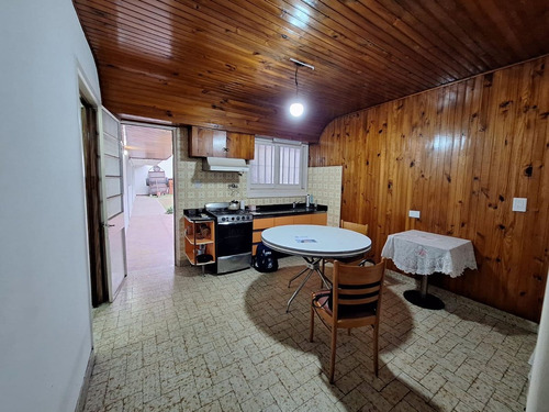 Casa 3 Amb. Venta Don Bosco Quilmes Con Quincho