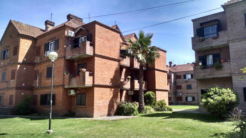 Venta Departamento 3 Ambientes Sobre Av. Monteverde 2470 Burzaco Actualmente Con Renta