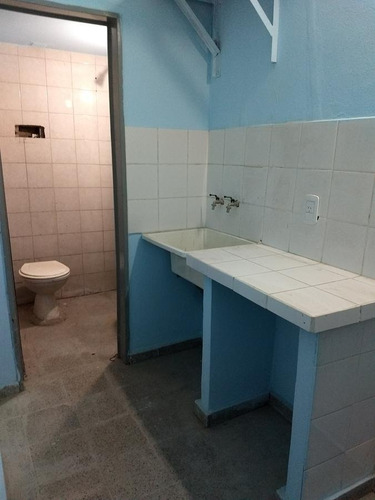 Edificio Comercial En Venta En Gregorio De Laferrere