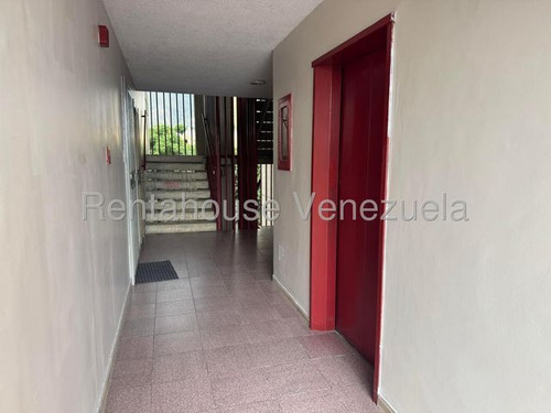 Apartamento En Venta Andres Bello Jg