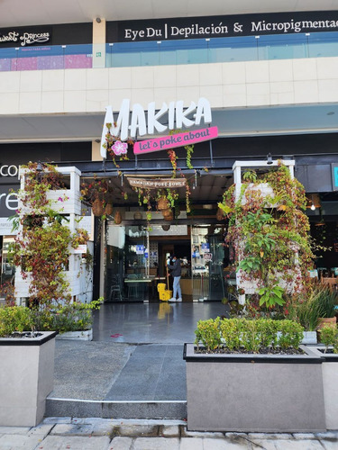 Local Comercial En Renta En P.b. En Plaza Vía Lomas - Lomas De Angelópolis