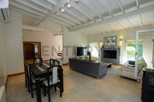 Venta Casa - Barrio Las Araucarias - A 300mts De Panamericana