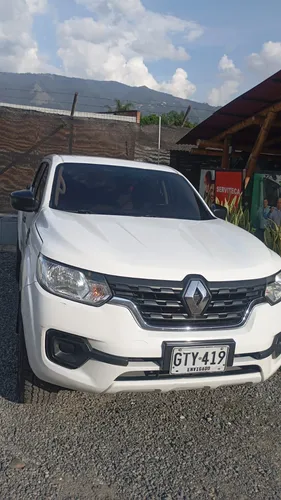 Renault Alaskan 2.5 Zen