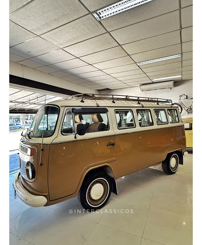 Volkswagen Kombi 1.6 Std 8v Gasolina 3p Manual