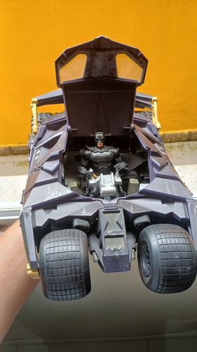 Tumbler Escala 1:18 + Batman Batmóvel Com Luzes E Som Preto (Usado)