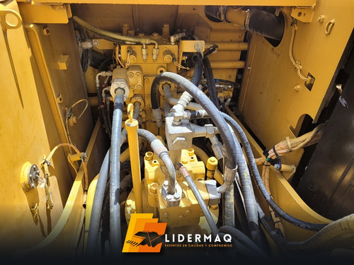 3847 Excavadora 320 E Caterpillar 2014