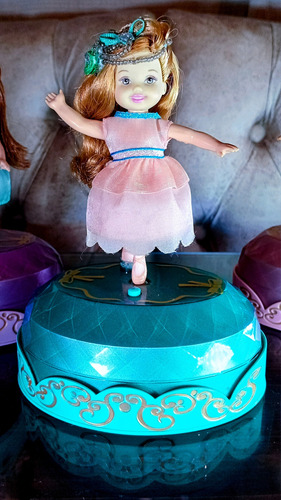 Barbie 12dancingprincess Janessa-kathleen-lacey Mattel 2006 (Usado)