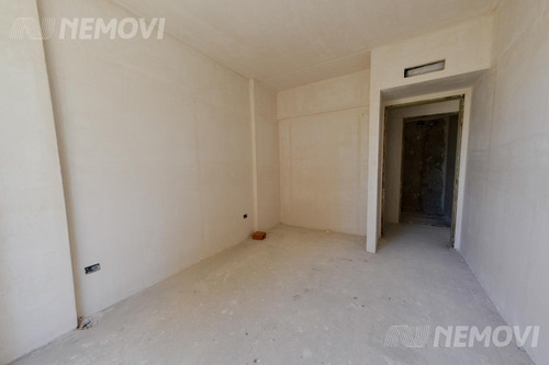 Departamento 3 Ambientes En Parque Chacabuco A La Venta