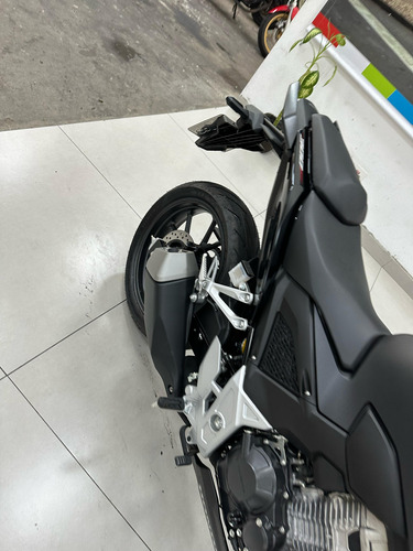 Honda Cb 300 F Twister Cbs 2025 / 83 Km