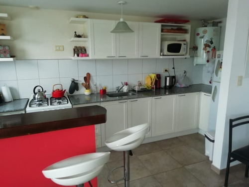 Imagen 2 de 10 de Departamento 2 Ambientes Con Cochera Contrafrente En Venta En Mar Del Plata