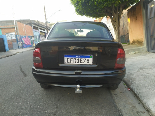 Imagem 6 de 15 de Chevrolet Classic 2010 1.0 Flex Power 4p