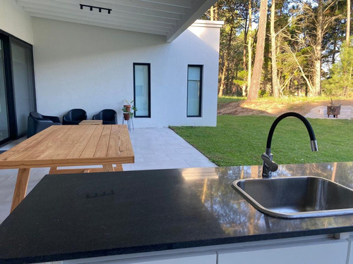 Venta Casa 4 Ambientes Pinamar Barrio Alamos
