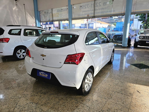 Chevrolet Onix ONIX HATCH LT 1.4 8V FlexPower 5p Aut.