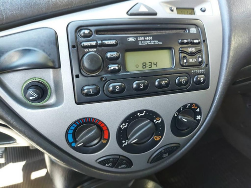 Imagem 13 de 13 de Ford Focus Ghia 2.0 Lfc