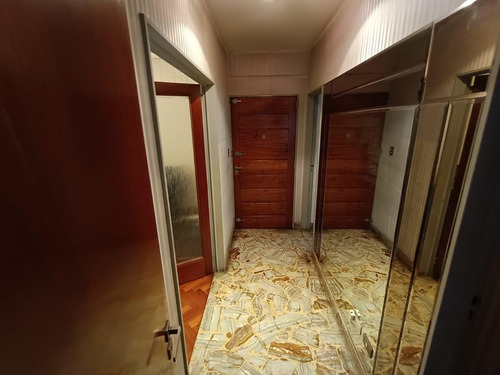 Venta 4 Ambientes + Dependencia En Flores