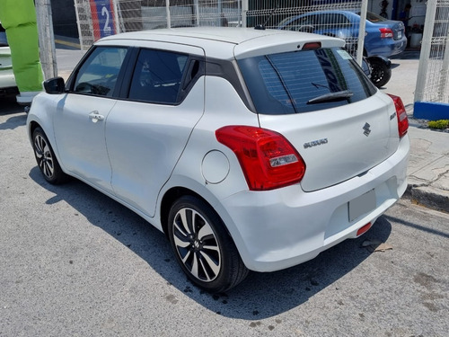 Imagen 2 de 12 de Suzuki Swift 2018 Glx