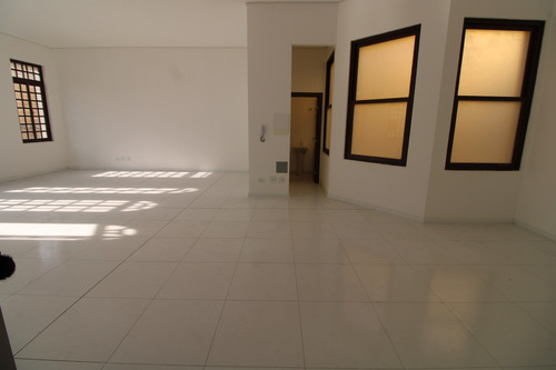 Imagem 7 de 21 de Sala Comercial Para Alugar Com 70m² Por R$ 1.500,00 No Bairro Centro - Curitiba / Pr - Sl0053