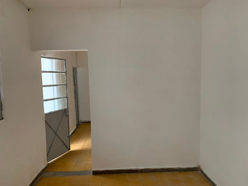 Apartamento Alquiler 2 Dormitorios Con Patio Sin G.c Ideal