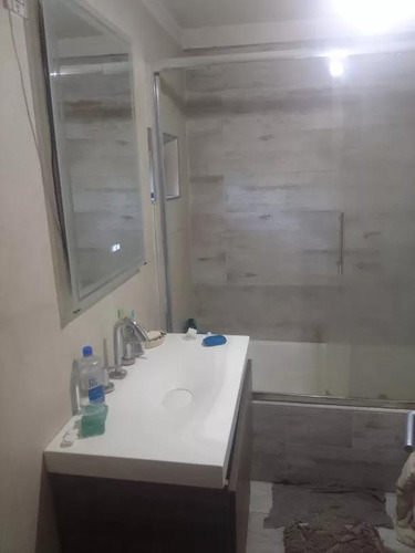 Casa En Venta - 3 Dormitorios 2 Baños - Cochera - 900mts2 - Florencio Varela