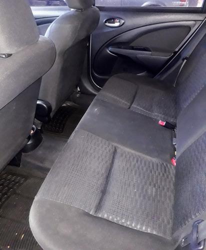 Toyota Etios 1.5 Sedan Xls 2014