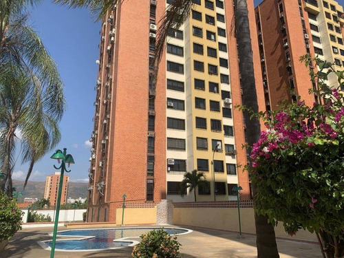 Impecable Apartamento Con Pozo, Piscina, Planta En Proceso Ubicado En Mañongo, Cod 21458, Juan Carlos Torres