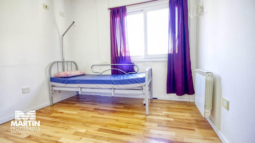 Excelente Y Moderna Casa Minimalista 5 Ambientes Con Pileta - Martínez, 3 Cuadras De Santa Fe