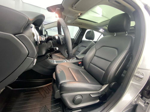 Imagen 14 de 25 de Mercedez Benz Clase Gla 200 Urban 1.6