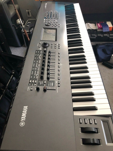Imagen 1 de 5 de Yamaha Montage-8 88 Key Workstation Keyboard