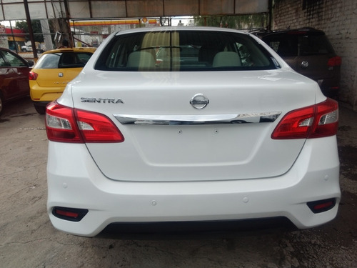 Imagen 3 de 11 de Nissan Sentra 2018 1.8 Sense Mt