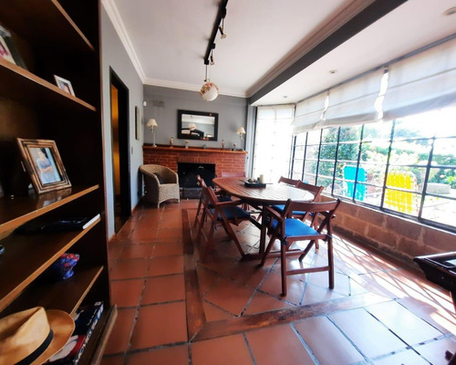 Hermoso Chalet 5 Ambientes - Zona Ituzaingó Norte