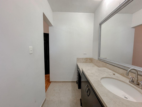 Hermosa Casa En Renta Equipada Con Patio Muy Amplio Lista Para Estrenar