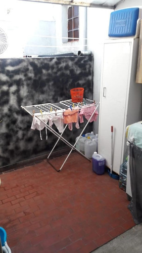 Imagen 10 de 11 de Departamento 4 Ambientes En 1er Piso Por Escalera