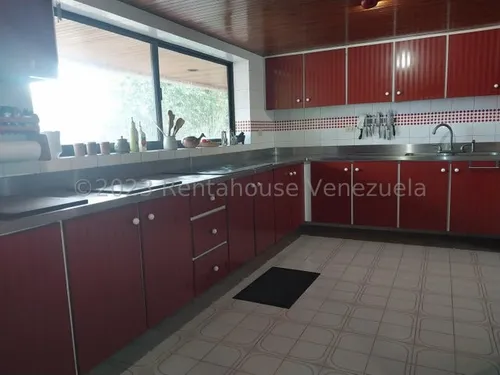 Casas En Venta Mls #24-12115