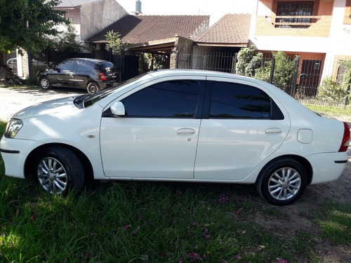 Toyota Etios 1.5 Xls 2014