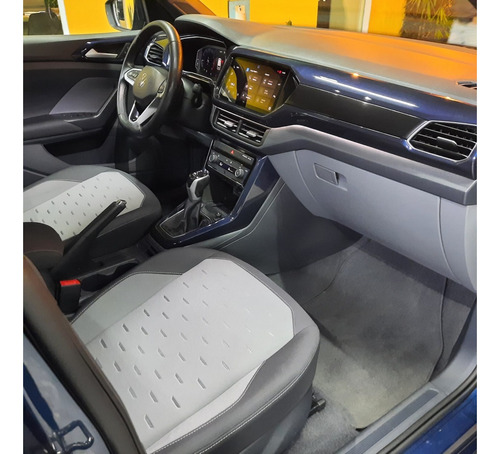 Volkswagen T-Cross 1.0 200 TSI TOTAL FLEX COMFORTLINE AUTOMÁTICO
