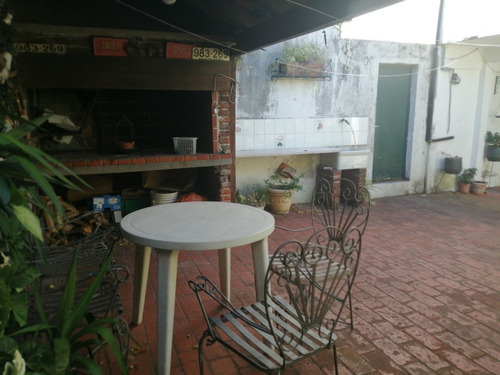 Imagen 13 de 14 de Muy Buena Propiedad En Buceo, 2 Plantas, Garage