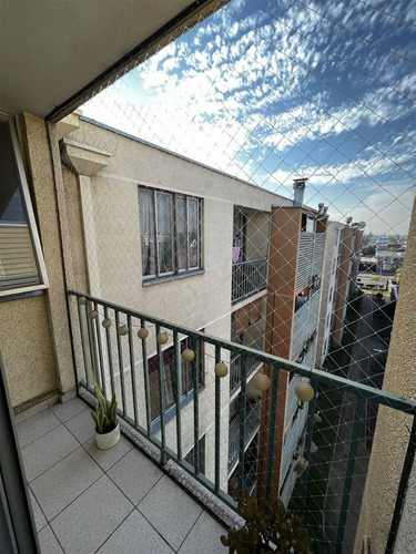 Depto., En Venta De 3 Dorm., 1 Baño, En La Cisterna