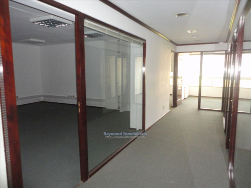 Oficina De 150m2 En Alquiler En Ciudad Vieja - 2 Gges