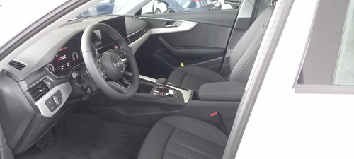 Imagen 8 de 9 de Nuevo Audi A4 40 Tfsi S-tronic Mild Hybrid