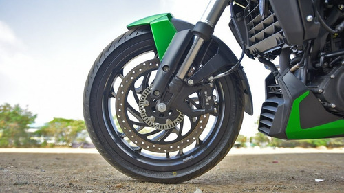 Imagen 2 de 9 de Bajaj Dominar 400 2022