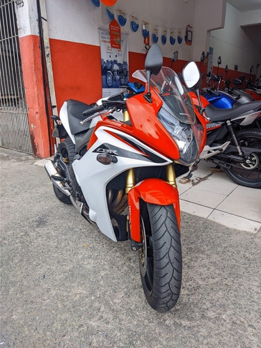 Imagem 14 de 17 de Honda Cbr 600f Com Apenas 14170 Kms Super Conservada