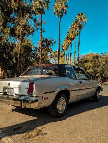 Oldsmobile Omega