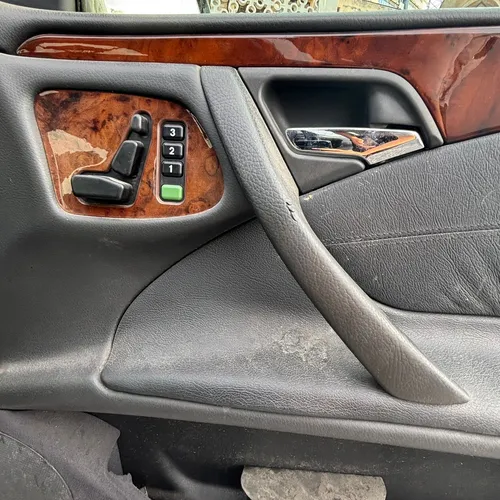 Mercedes E320 Elegance 2001