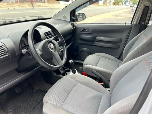 Volkswagen Fox 1.0 MI 8V FLEX 4P MANUAL