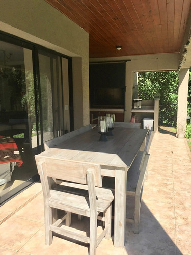Imagen 3 de 17 de Casa Chalet En Venta Ubicado En El Atardecer (tigre), Zona Norte