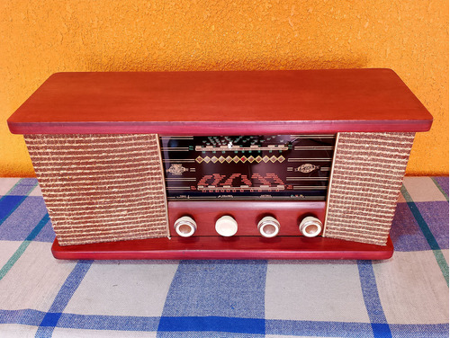 Radio De Bulbos Stromboli De 1963