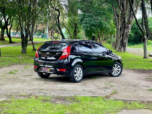 Hyundai Accent 1.6l 5 p