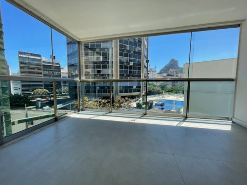 Imagem 18 de 30 de Excelente Cobertura Duplex De Alto Padrão Com Três Suítes Na Avenida Afrânio De Melo Franco, Leblon. - Co00045 - 69400596